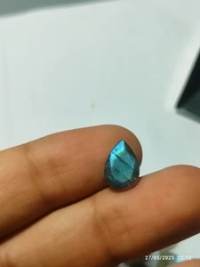 Labradorite Faceted Pear Cut Gem 12x8 mm - Picture 1 of 4