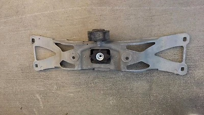 SOPORTE TRANSMISIÓN JAGUAR XJ8 1998-1999-2000-2001-2002-2003 MNE7600AA Foto 1 de 4