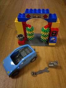 LEGO DUPLO: Car Wash (5696) almost complete