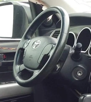 Airbag volante conductor Toyota Tundra LH 2007-2009 OEM Foto 1 de 4