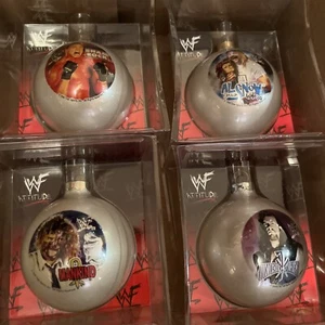 Lot Of 6 1999 WWF wrestling attitude titan Christmas balls - Picture 1 of 7