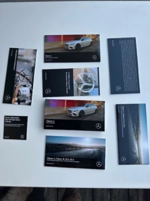 MERCEDES Classe A W177 Phase 1 de 2018 à 2022 Notice Manuel Utilisation Pochette - Photo 1/4