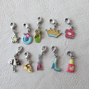 Vintage 80s Colorful Enamel Silver Tone Charm for Bracelets Necklace - Picture 1 of 22