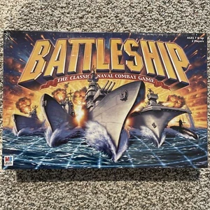 Battleship The Classic Naval Combat Game 2002 Milton Bradley Hasbro - Picture 1 of 8
