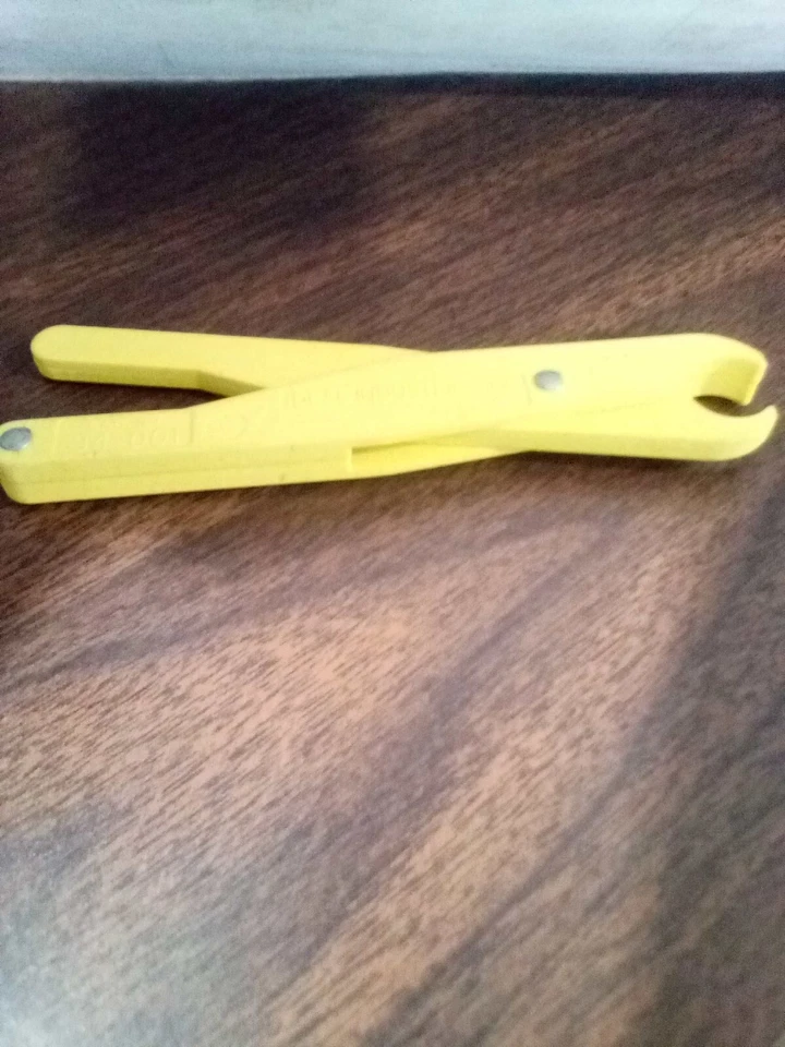 Extractor de fusibles Ideal 34-001 Safe-T-Grip - amarillo Foto 1 de 1