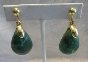 Earrings Vintage Faux Jade (Vintage Plastic) Dangles Clip On - Picture 1 of 8