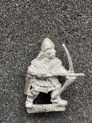 F8 Viking (VIK-24) Ragnar 1986 Oldhammer Games Workshop Miniature - RARE! - Image 1 of 2
