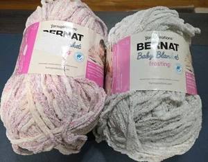 2x Bernat Babydecke Zuckerguss Garn 10,5 Unzen 220 Yard - Bild 1 von 1
