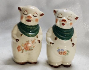 Vintage Shawnee Smiley Gold Trim & Decals Large Salt & Pepper Shakers 5-1/4" - Picture 1 of 10