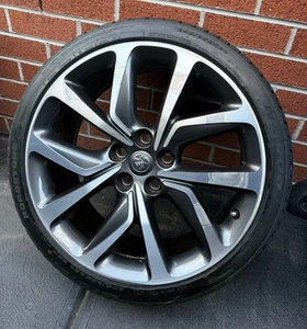 Holden ZB VXR Wheel & Tyre 20" x 8.5" Rim Alloy Rim Commodore Genuine 13463434 - Picture 1 of 6