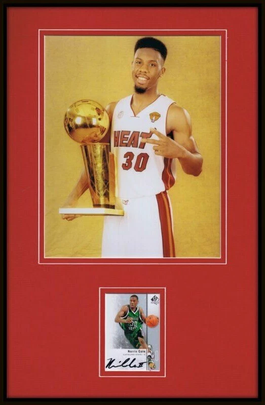 Норрис Коул подписанный в рамке 11 x 17 дебютант карта и фото дисплей тепла с трофеем - Изображение 1 из 2