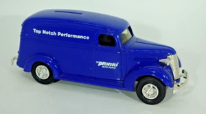 Ertl 1938 Chevrolet Pannello Camion Pronto Ricambi Auto Coin Bank con Chiave 1/24 - Foto 1 di 4