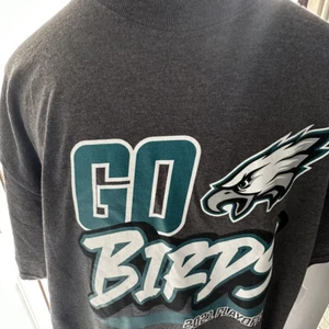 Philadelphia Eagles Go Birds 2021 Playoffs NFL Team Apparel Men's M T Shirt NEW - Picture 1 of 4