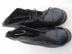 AUSTRALIAN ARMY BLACK AB BOOTS - M & H Bros - SIZE 6 - DATED 1961 - UNISSUED - Picture 1 of 1