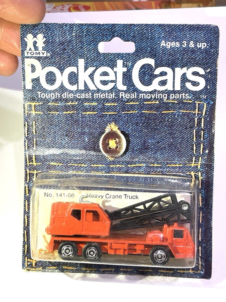 Coches de bolsillo Tomica Vintage 1974 n.º 141-66 grúa pesada en blister nuevos Foto 1 de 4