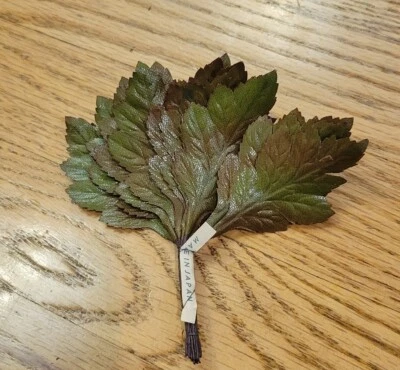 24 VTG UNUSED 1960S EMBOSSED 3" LEAVES ON WIRE MILLINERY FLOWER CRAFTS Fabric - Image 1 of 4