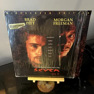 SEVEN 2-Laserdisc LD SET WIDESCREEN FORMAT RARE SE7EN DAVID FINCHER BRAD PITT - Picture 1 of 2