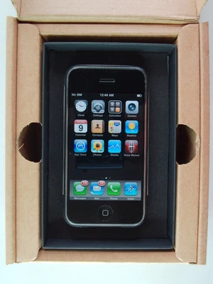Apple iPhone 2g 8gb 1st Generation A1203 & Black Slim Box  iOS 3.0 - Rare 2007 - Image 1 of 4