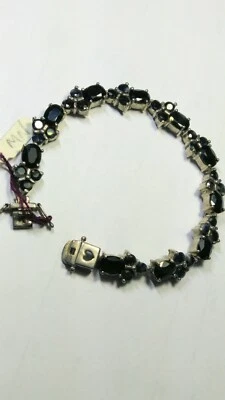 LIVELY,NATURAL SAPPHIREs  IN.925 STERLING SILVER TENNIS BRACELET! - Image 1 of 4