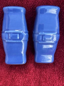 Longaberger Salt & Pepper Shaker Woven Traditions Cornflower blue Pottery Square - Picture 1 of 4