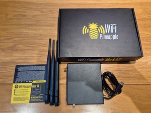 Hak5 - WiFi Pine Apple MK VII. Barely used. - Photo 1/14
