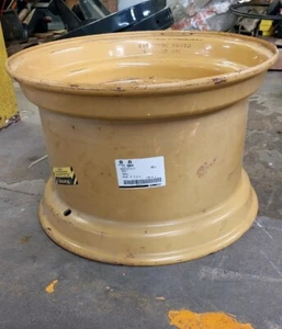 WHEEL FOR LX985 SKID STEER NEW HOLLAND. Part # 86537317. NEW FREE SHIPPING! - Picture 1 of 8