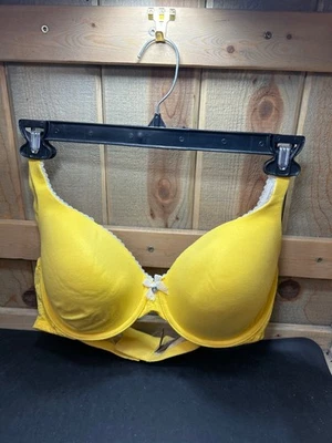 Sujetador Victorias Secret Amarillo Forrado Cobertura Perfecta 38D Encaje Ribete y Lazo Foto 1 de 4