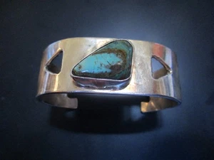 Vintage Native American Sterling Silver  Turquoise modernist cuff bracelet - Picture 1 of 12