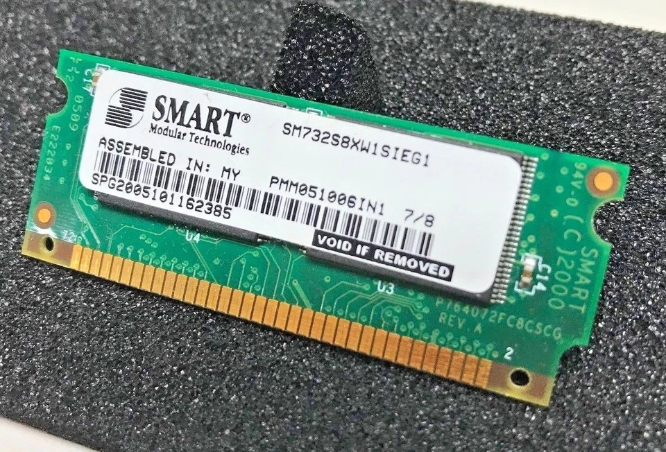 Smart 72 pines 64 MB FLASH SODIMM SM732S8XW1SIEG1 Foto 1 de 3