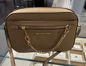 Michael Kors Jet Set Zip Chain Large Saffiano Leather Crossbody Bag Light Cream - Picture 1 of 40