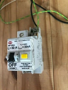 MEM 32A 30MA 321MB3R TIPO 3 M9 2 POLOS RCD RCCB 240V EATON BILL - Imagen 1 de 2