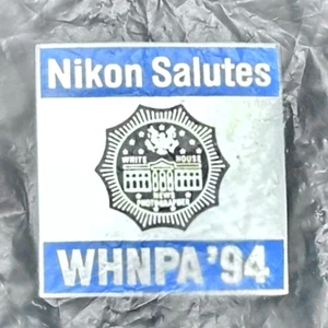 94' NIKON SALUTES the WHITE HOUSE News Photographers Association WHNPA Pin - Picture 1 of 5