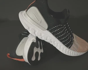 Herren Größe 11,5 Turnschuhe Nike Phantom Run 2 Slipper Strick Laufen Training EU 45,5 - Bild 1 von 16