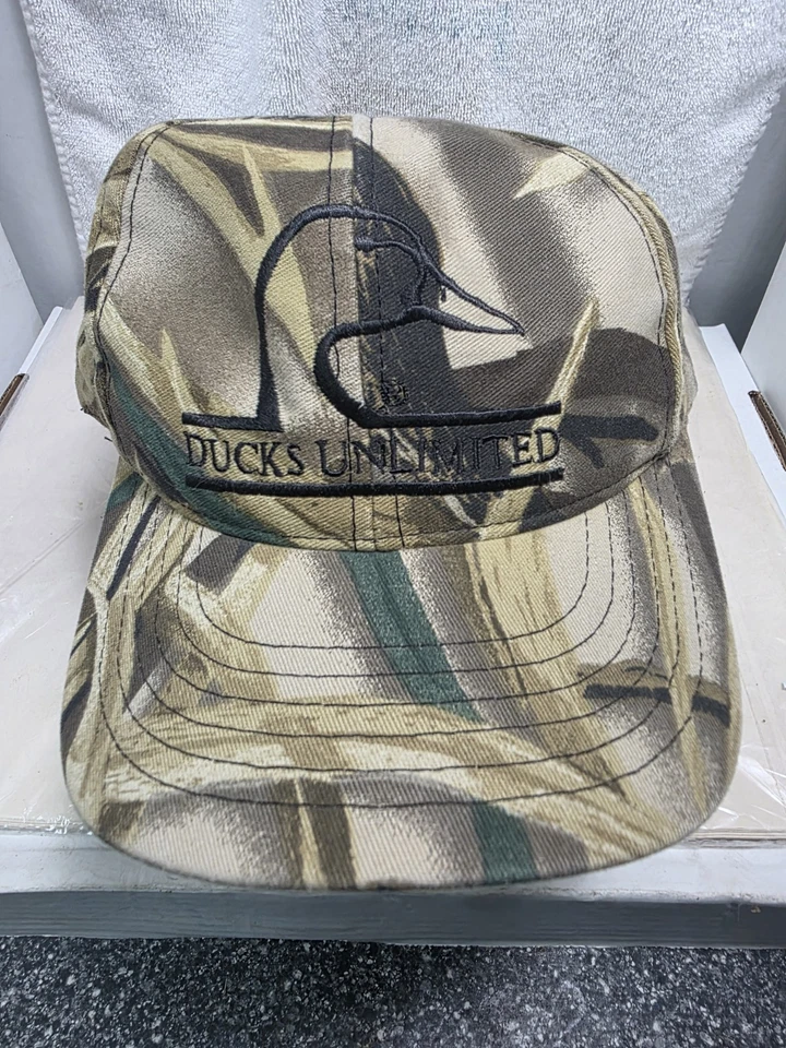 Ducks Unlimited M/L Vintage Camuflaje Hecho en EE. UU.! Gorra de béisbol ajustable Foto 1 de 4