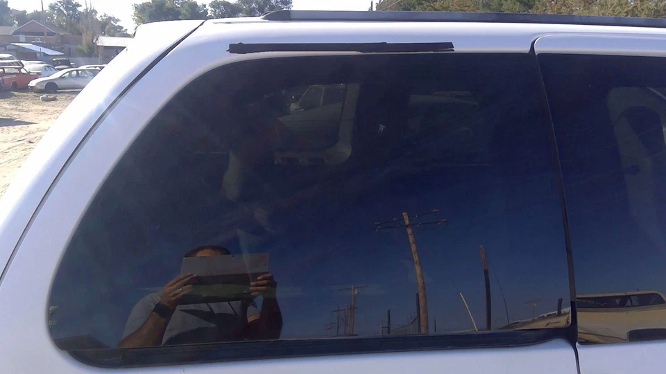 Cuarto trasero derecho Ford Windstar 1999-2001 pasajero ventana trasera de vidrio OEM Foto 1 de 4