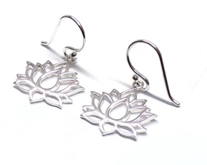Handmade 925 Sterling Silver Lotus Flower Drop Earrings Highly Polished Gift Bag - Picture 1 of 7