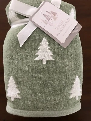NEW 4 PC SET Winter Wonderland CHRISTMAS Pine TREE GREEN 2 BATH + 2 HAND TOWELS - Image 1 of 4
