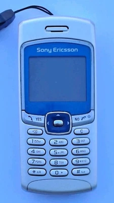 SONY ERICSSON T230 COMPLETO DI SCATOLA - Immagine 1 di 4