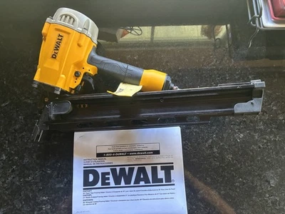 DEWALT DWF83PLR 3-1/4" 21 Deg Plastic Strip Framing Nailer - Image 1 of 3