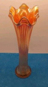 Five Finger Ribbed Marigold Iridescent Vase. Lovely Shine! - Picture 1 of 8