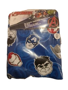New In Package Boys Thermal Set Avengers Theme by Vayola Size S - Picture 1 of 2