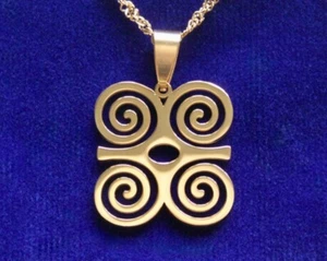 Dwennimmen Adinkra Halskette mit Anhänger & Geschenkbeutel, Gold Edelstahl, Ghana - Bild 1 von 3