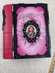 Set da gioco libro Ever After bambola alta Briar bellezza ritorno al trono EAH senza accessori - Foto 1 di 13