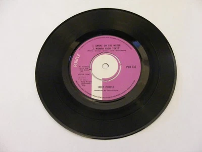 Deep Purple. Smoke On The Water / Woman From Tokyo / Child In Time. 45 Vinyl. - Image 1 of 2