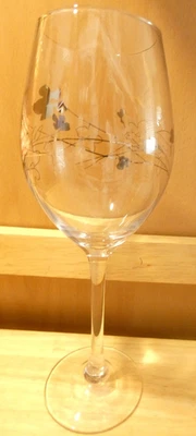 CHARTER CLUB "GRAND BUFFET PLATINUM (SILHOUETTE)" 2 WINE GLASSES NIB - Изображение 1 из 4