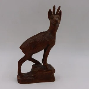 Gämse auf Steinsockel aus Holz Hand geschnitzt, Höhe ca. 16,5cm - Bild 1 von 7