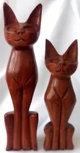 Vintage Mid Century Modern Art Carved Teak Wood Pair of Cats, 9" and 7" - Picture 1 of 4
