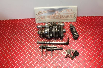 Suzuki GSXR 750 1997 juego de engranajes de transmisión OEM horquillas de cambio completo ejes GX382 Foto 1 de 4
