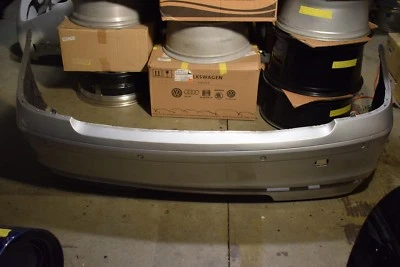 06-08 Parachoques trasero BMW 750Li 750i E65 E66 gris esterlina sensores 51127135600 OEM Foto 1 de 4