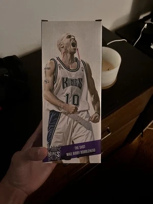 Bobblehead Mike Bibby "The Shot" Sacramento Kings. Foto 1 de 3